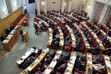 Osmi saziv Sabora donio je  33 zakona, od čega čak 32 po hitnom postupku