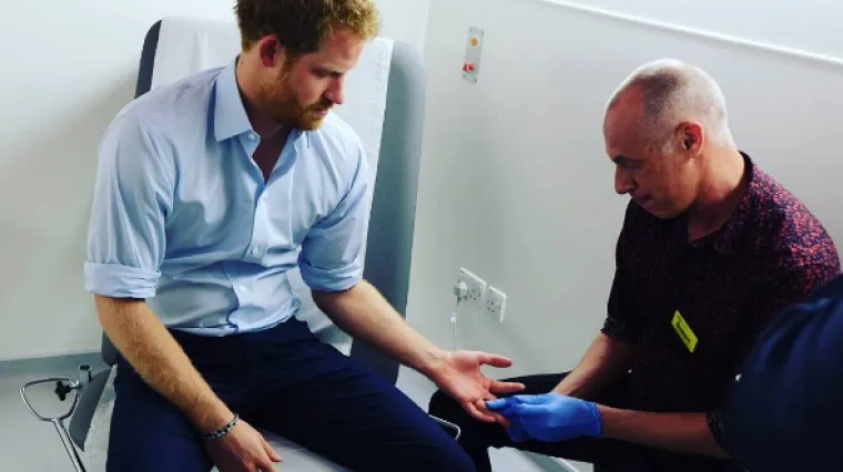Princ Harry se testirao na HIV, bio je dosta nervozan