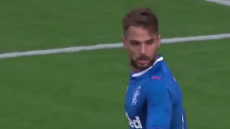 Pogledajte pet sjajnih detalja iz debija Nike Kranjčara na Ibroxu zbog kojih mu svi plje&scaron;ću