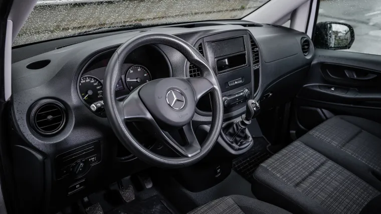 SJAJNO DOSTAVNO VOZILO: Mercedes Vito 111 CDI Furgon