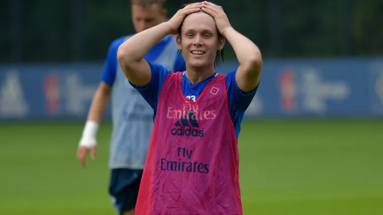 Halilović isprobao novi travnjak: odradio trening, upoznao se sa suigračima u HSV-u