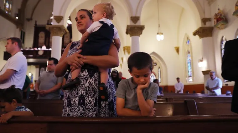 Trogodi&scaron;nje dijete umrlo nakon &scaron;to je ostavljeno u autu za vrijeme mise