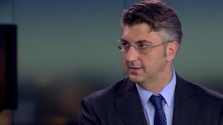 'Iz njegovog nastupa vidi se da su nervoza i panika sve veći'