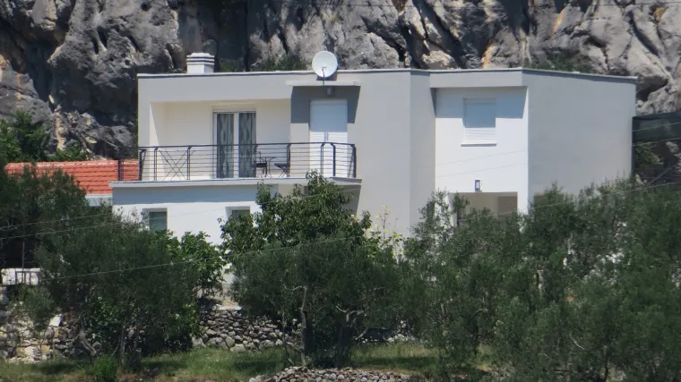 Odmarao kod Omi&scaron;a: uhićen terorist za kojim je bila raspisana Interpolova tjeralica