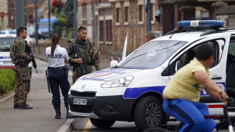 ISIS objavio novu snimku s porukom napadača na crkvu u Francuskoj: 'Izađite s noževima, ubijte ih masovno'