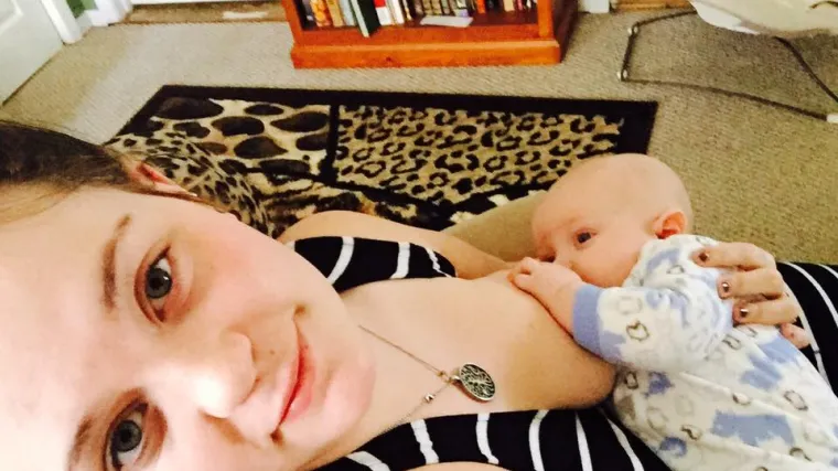 UN poziva mlade majke da objavljuju 'brelfieje' - fotografije na kojima doje djecu