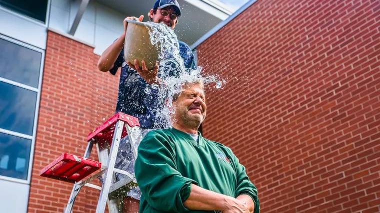 Unatoč hejterima, masovno polijevanje hladnom vodom ipak je bilo korisno