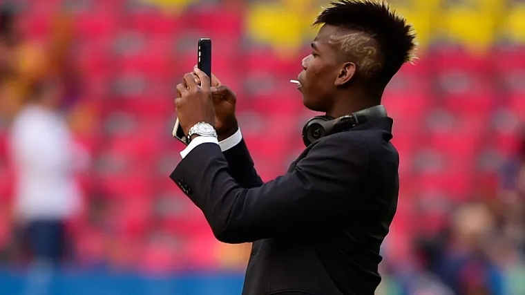 Pogba će na kraju ko&scaron;tati United čak četvrt milijarde eura!