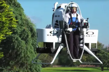 Profesionalni golfer napravio jetpack i ledbjelicu za kretanje iznad travnjaka
