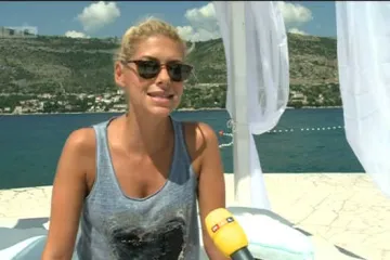 Prekrasna Jelena nam ispričala sve o svojoj prvoj ljetnoj ljubavi koja je trajala godinama