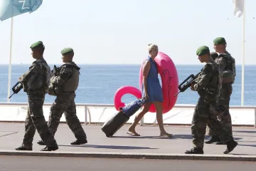 Pari&scaron;ke snage u stanju pripravnosti: gradom &scaron;eće radikalni Afganistanac spreman na teroristički napad?