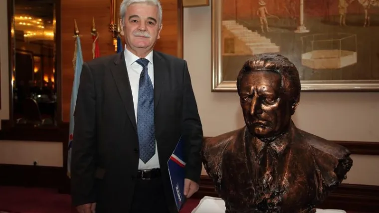 'To što on tvrdi obična je laž!'