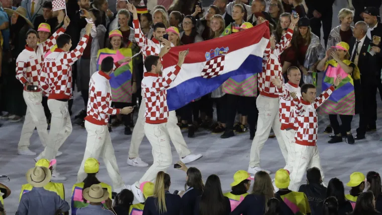 Pogledajte kako je izgledao izlazak hrvatskih sporta&scaron;a na slavni stadion!