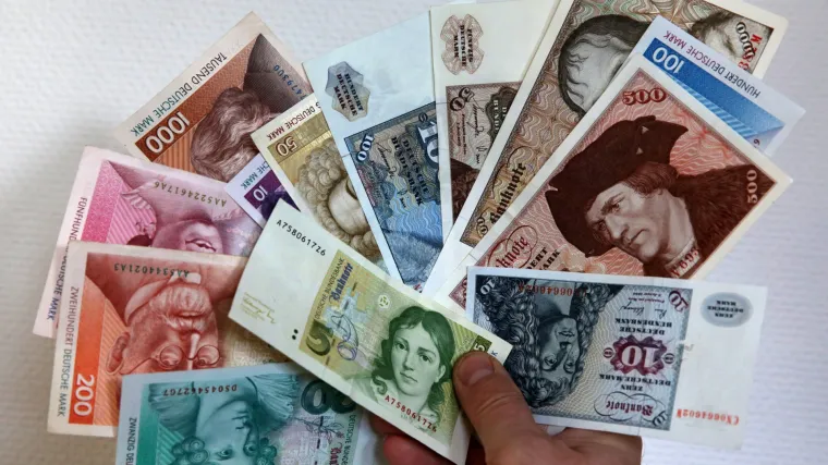 U Hrvatskoj se u markama i dalje naplaćuju kazne: je li nam ona i dalje najdraža valuta?