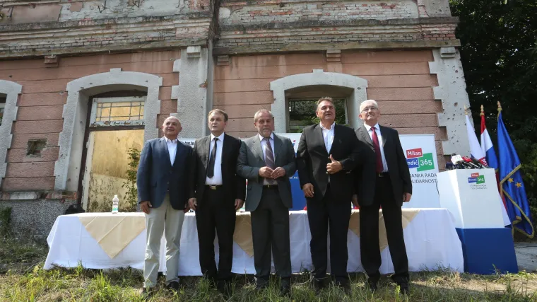 Bandić, Čačić, Jurčić, &Scaron;oić i &Scaron;pika zajedno na izbore: koaliciju potpisali u Vukovaru