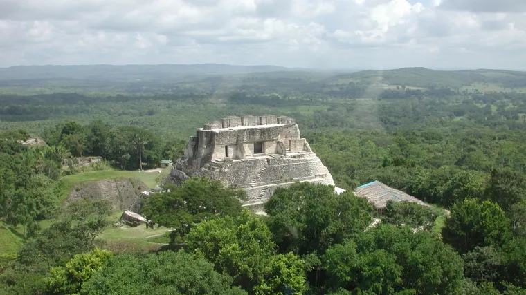 Pronađena grobnica Maya koja sadrži tijelo kralja, razno blago i zagonetne priče o 'dinastiji zmija'