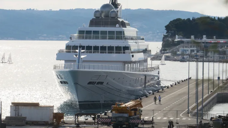 Jedna od najvećih jahti na svijetu uplovila u splitsku luku: na njoj se odmara Ivanka Trump