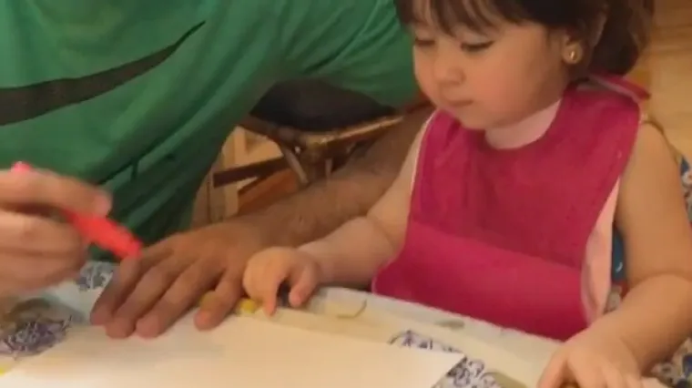 Djevojčica stara 17 mjeseci već čita!