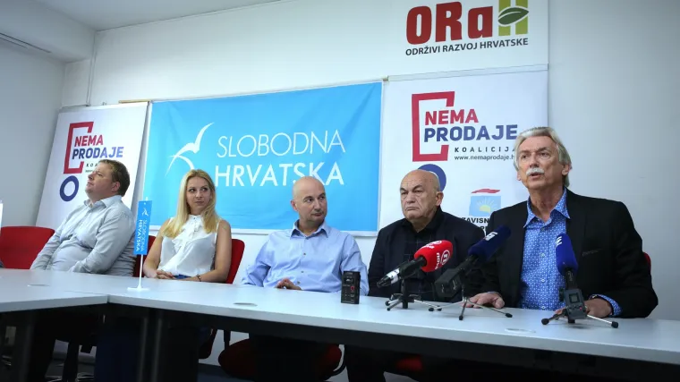 'Nema prodaje' predstavili dio programa: žele izmijeniti Ovr&scaron;ni zakon i deblokadu 330.000 građana