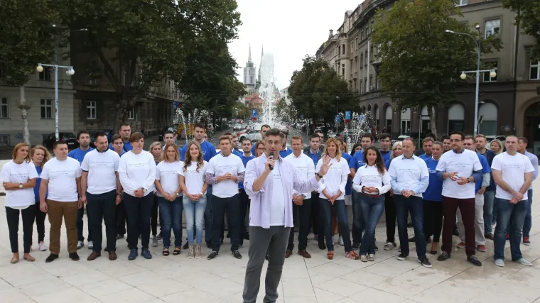 Plenković s mladim snagama HDZ-a predstavio program: 'Ako Most bude relativni pobjednik, neka Petrov bude premijer'