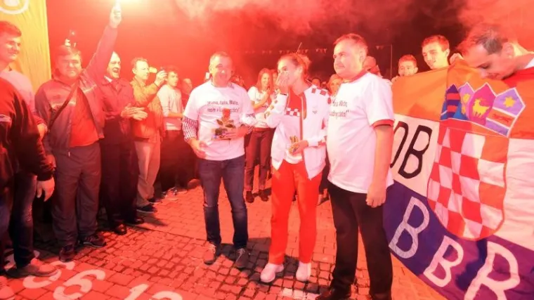 Tisuće sugrađana priredile spektakularan doček zlatnoj Sari Kolak