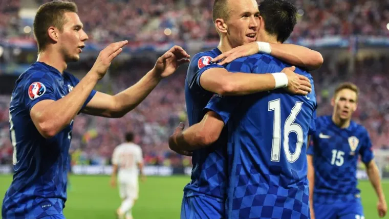 Napoli hitno treba napadača, a Vatreni se spominje kao spremna alternativa