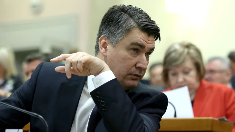 Predsjedatelj Vijeća ministara BiH pisao Milanoviću: 'Uopće ne poznajete BiH, pročitajte Krležu'