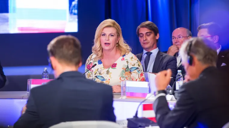 Grabar-Kitarović pozdravlja poziv branitelja da se smire napetosti sa Srbijom