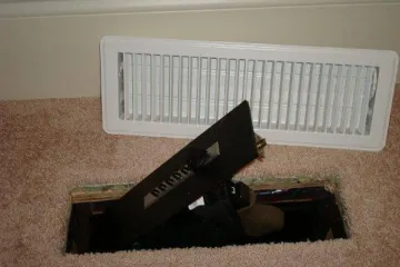 AMERI SU STVARNO LUDI: Nevjerojatno gdje sve uspiju sakriti oružje