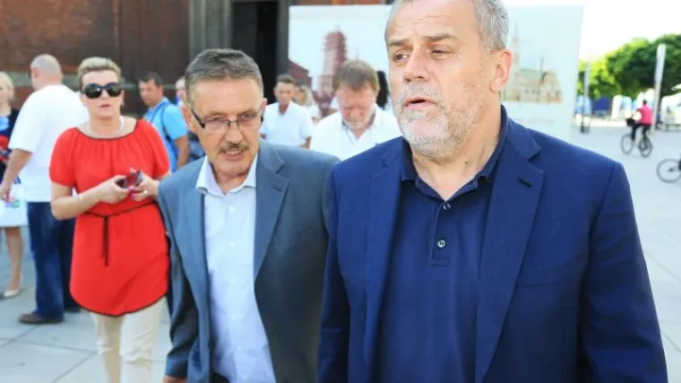 'Pazite kako razgovarate s budućim premijerom!'