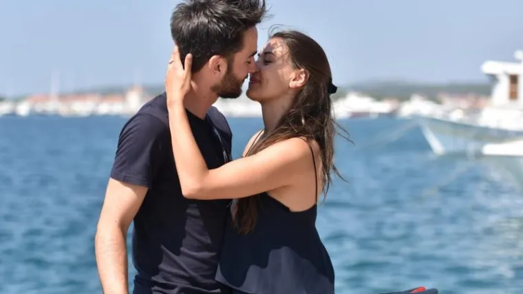 Biciklom prešao pola Europe da zaprosi curu iz Rogoznice