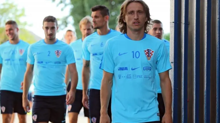 Luka Modrić po prvi puta predvodio suigrače kao kapetan momčadi