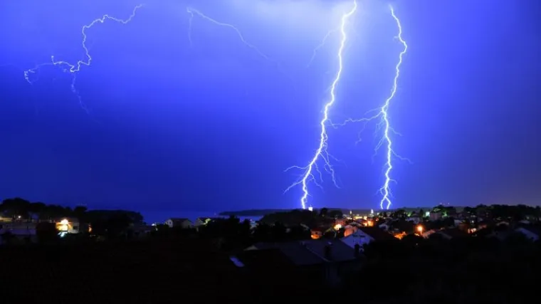 Odroni i poplave u Sloveniji, oluja će zahvatiti i Hrvatsku!
