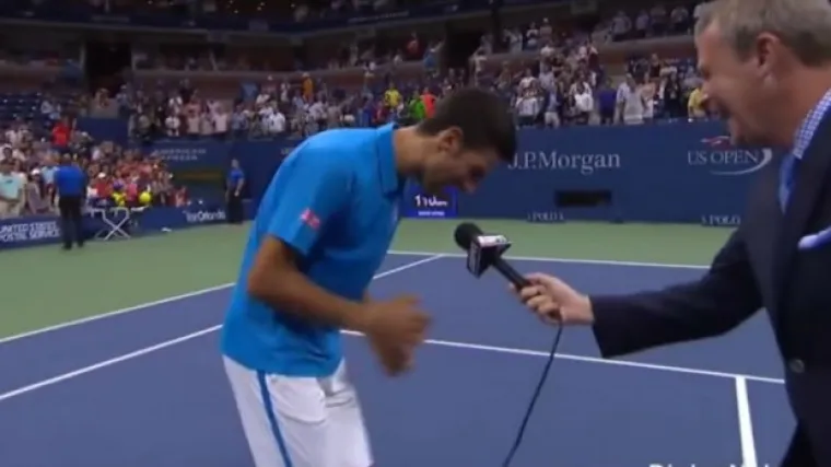 Izveo show u New Yorku: Đoković pobijedio pa imitirao Phila Collinsa