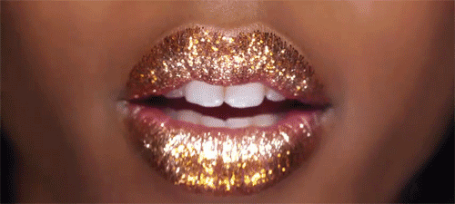 Glitter na usnama: Biste li furali novi Instagram trend?