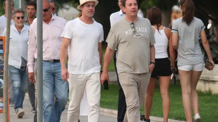 Brad Pitt non&scaron;alantno pro&scaron;etao &Scaron;ibenikom