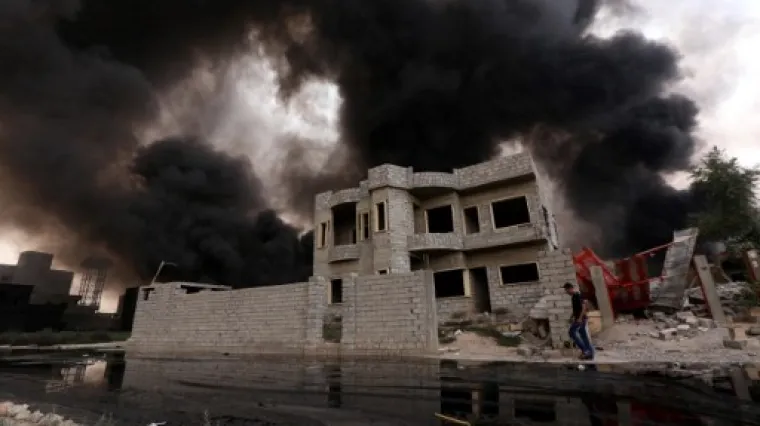 Džihadisti potopili grad naftom i zapalili ga, stanovnici mole za pomoć!