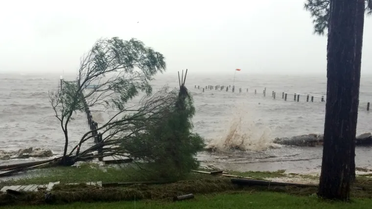 Hermina se obru&scaron;ila na Floridu: evakuirano stanovni&scaron;tvo, poginula jedna osoba