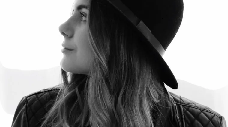 Nika Syva, hrvatska zvijezda u usponu, u srijedu nastupa u Lisinskom