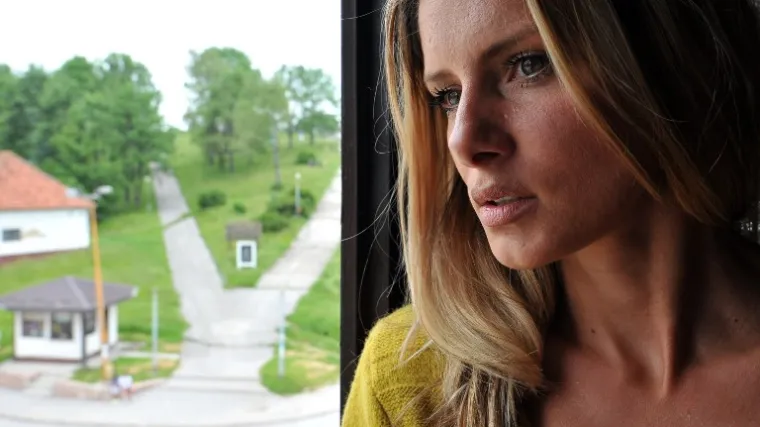 Biv&scaron;a misica BiH i Playboyeva zečica pobjegla iz kućnog pritvora, raspisana tjeralica za njom