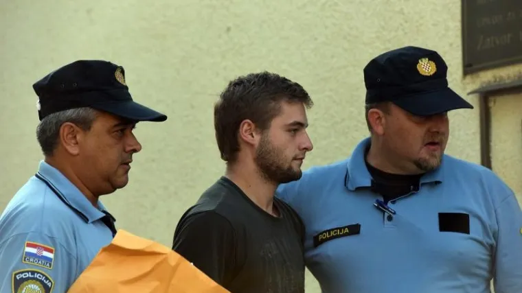 Ovo je 18-godi&scaron;nji vozač koji je skrivio smrt četvero ljudi