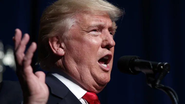 Trump citirao Bibliju pa poručio: 'Borit ću se da nas sve ujedinim u jedan američki narod'