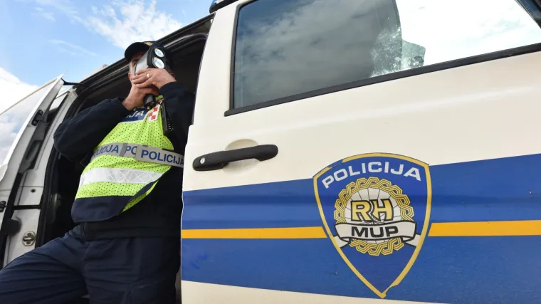 Rekorder na autocesti A3: s Passatom vozio brzinom od čak 220 kilometara na sat