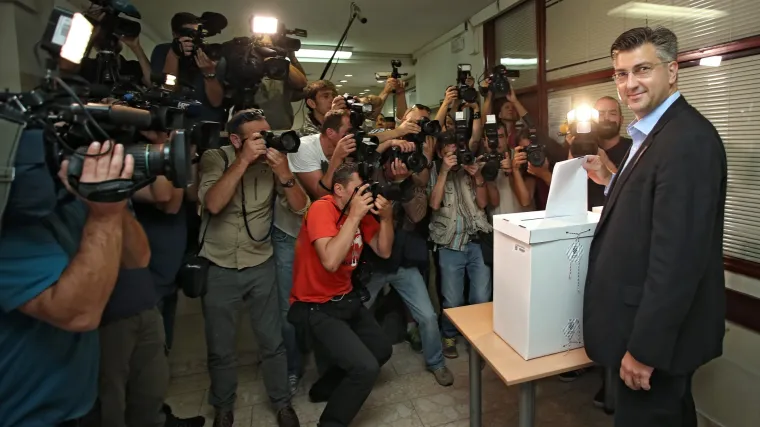 Plenković se nada &scaron;to većem odazivu birača: 'To će dati snažniji legitimitet budućim zastupnicima'