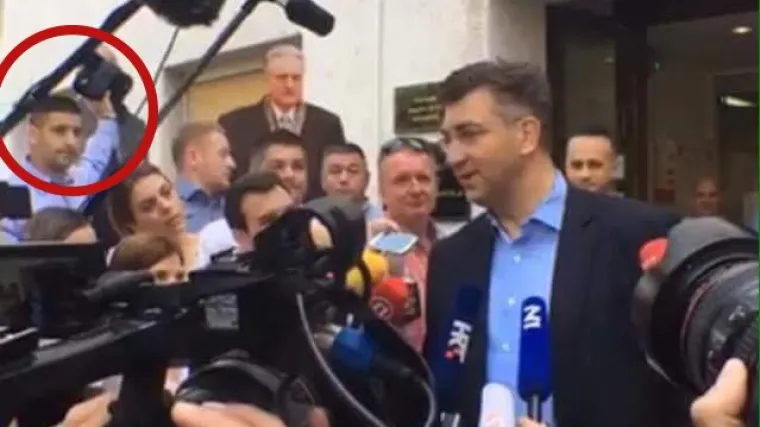 HDZ-ovac torbicom pokrio lice Titu dok je &scaron;ef Plenković davao izjavu