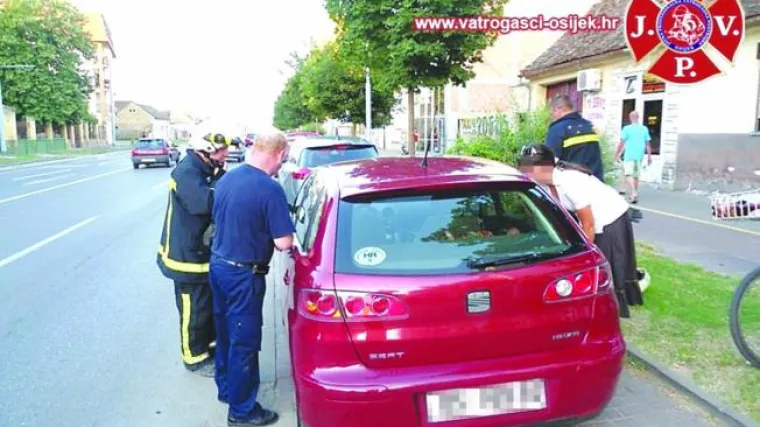 Vatrogasci spa&scaron;avali dijete iz zaključanog automobila