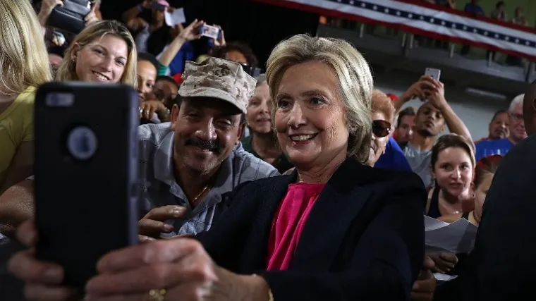 'Prvo je Trumpove birače nazvala &scaron;akom jada, a sada nam je sakrila da ima upalu pluća!'