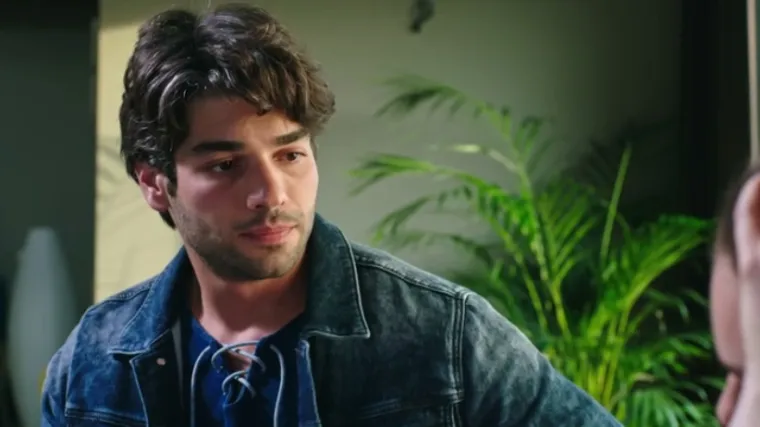 Efe uhvati Nisan koja se njemu iza leđa na&scaron;la s Jakupom (Ponovno rođen)