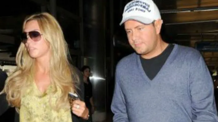 Petrin suprug pod istragom zbog pranja novca, njegov brat pronađen mrtav