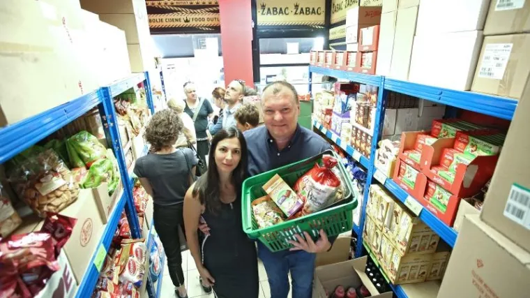 Hranu i druge potrepštine će prodavati po cijenama nižim i do 90 posto